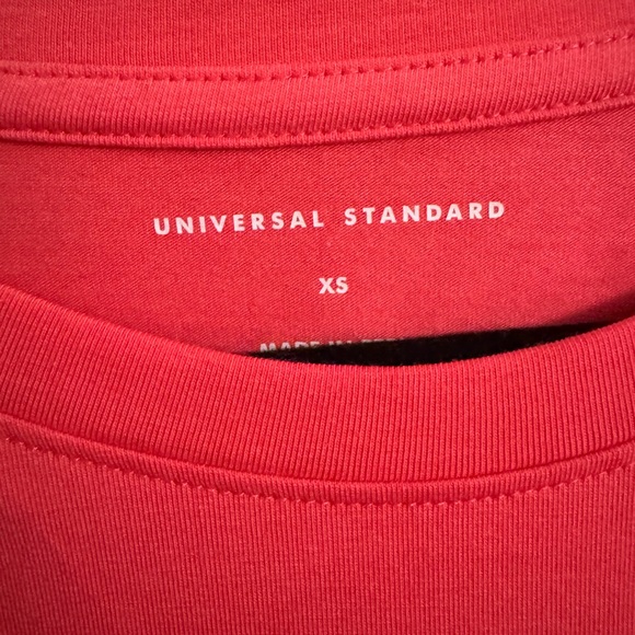 Universal Standard Tee Rex - Picture 2 of 3